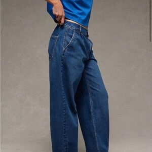 AE Lowrise Baggy Barrel Jean